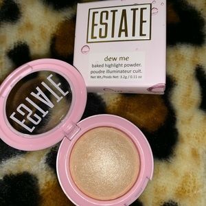 🆕 Estate Dew Me Baked Hilight Powder in “LIT”